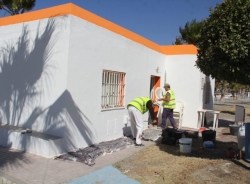 Almuñécar y La Herradura ultiman los preparativos para la apertura de los puestos de socorro en las playas
