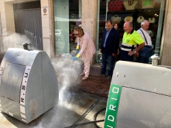 El Ayuntamiento activa un plan  de choque para limpiar en profundidad los barrios de Motril