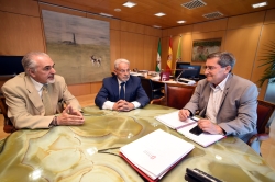 Entrena recibe a los representantes del Consejo Social de la UGR