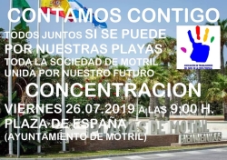 Concentración por el aparcamiento en la playa de Motril