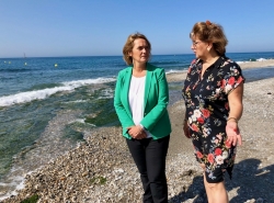 Frente común de Motril y Carchuna-Calahonda para exigir a Costas que proteja sus playas “de una vez por todas”
