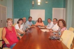 Dando la bienvenida a la nueva directiva de la asociación de Playas de Salobreña