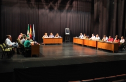 González Orce recibe el apoyo del equipo de gobierno de Almuñécar en la aprobación del PGOU