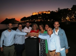 Almuñécar enciende la primera del Castillo de San Miguel