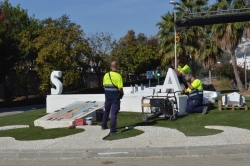 Salobreña vuelve a tener su nombre en la rotonda de entrada al municipio
