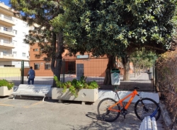 La AMPA del CP Las Gaviotas de La Herradura adquiere un aparcamiento de bicis para fomentar una vida saludable