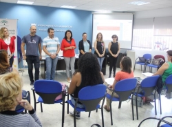 ‘Reinvéntate’ comienza con un curso de habilidades sociales y comunicativas