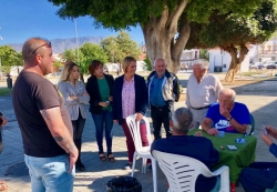 El Ayuntamiento de Motril acomete actuaciones de mantenimiento y limpieza en el anejo de Santa Adela