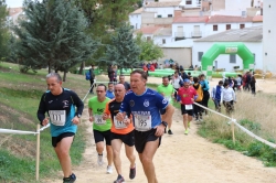 EL C. ATLETISMO ALMUÑÉCAR EN EL CROSS DEL ACEITE Y LOS 10 KM PUERTO DE MOTRIL.