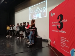 Más de 200 alumnos de dos centros de Salobreña participan en la campaña ‘Yo Cuido mi Pueblo’