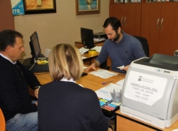 Más de 700 consultas y 168 reclamaciones se atendieron y tramitaron desde la OMIC de Almuñécar durante el año 2019