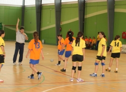 Las niñas y niños interesados pueden conocer y jugar los martes y jueves de 16 a 17 horas