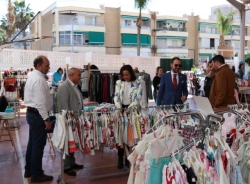 La I Feria de Outlet de Almuñécar ha recibido la visita de casi 2.000 personas