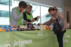 Mercadillo solidario en la sede de Diputación