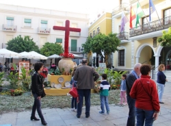 Almuñécar tiene abierto el plazo de inscripción del convoca el Concurso de “Cruces de Mayo en Casa” debido al confinamiento