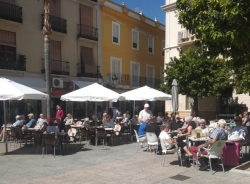 Almuñécar ampliará las terrazas y suspende la tasa de ocupación