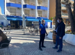 El Ayuntamiento de Almuñécar tramita más de 60 solicitudes de ampliación gratuita de terrazas en la vía pública