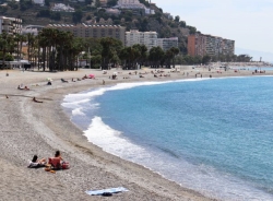 Almuñécar volverá a lucir en sus principales playas la Bandera Azul después de 15 años.