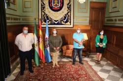 Ayuntamiento y pescadores se alían para paliar los efectos negativos  de la pandemia sobre el sector