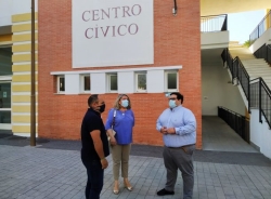 La alcaldesa de Almuñécar gira visita a distintas dependencias e instalaciones municipales tras el estado de alarma