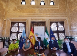 Marín destaca en Almuñécar la singularidad de la Costa Tropical como destino turístico para todo el año