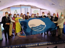 Almuñécar acoge el acto oficial de entrega de Banderas Azules en un año récord para Andalucía