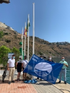 El Puerto Deportivo Marina del Este iza un año más el galardón de la Bandera Azul