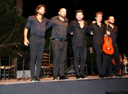 El cantaor Miguel Poveda “conquistó” el Castillo de La Herradura con un gran concierto flamenco y mucho más