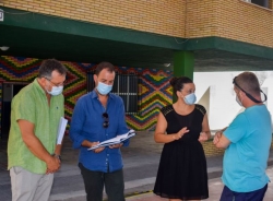 Los ediles de Mantenimiento y Educación del Ayuntamiento de Almuñécar supervisan las medidas realizadas e implantadas en los colegios