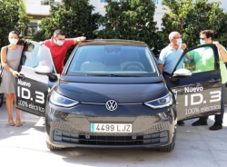 Almuñécar podría subvencionar el impuesto municipal a los vehículos eléctricos para incentivar su uso