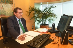 La Diputación de Granada analiza la situación del turismo y la hostelería en la provincia con los agentes del sector