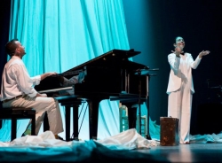 El teatro vuelve a Almuñécar con la obra del universo de Lorca, “Espejo, Capricho escénico”
