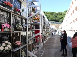 Los cementerios de Almuñécar y La Herradura están ya a punto con las medidas especiales con motivo del Día de los Santos