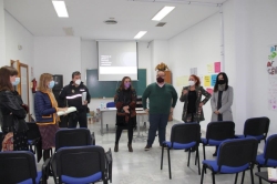PROFESIONALES DE DISTINTOS CAMPOS SE FORMAN  EN  VIOLENCIA DE GÉNERO Y   MENORES