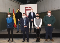 Diputación entrega 254 ayudas a jóvenes deportistas de alto nivel de la provincia