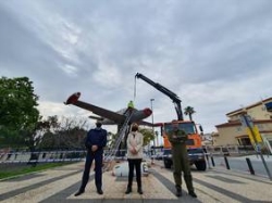 Motril regalará a su avión saeta la restauración y cambio de ubicación en su cuarenta cumpleaños en la ciudad