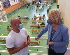 El Pabellón Municipal de Deportes acoge la primera vacunación masiva de la población motrileña