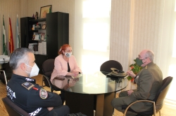 Visita institucional del Subdelegado de Defensa en Granada a Salobreña