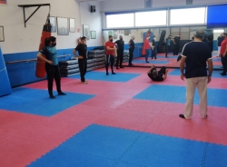 La Policía Local de Almuñécar ha iniciado un curso de defensa personal, bastón extensible y engrilletamiento