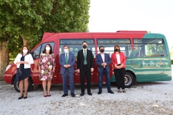 El Fondo Andaluz de Municipios para la Solidaridad envía a Cuba un minibús para un colegio de educación especial