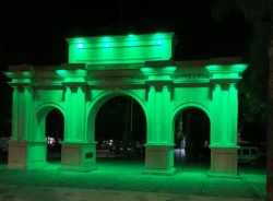 Almuñécar se ilumina hoy de color verde esperanza con motivo del Día Mundial de la Esclerosis Lateral Amiotrófica (ELA)