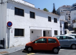Almuñécar aprueba un PFEA especial para obras de reutilización de aguas depuradas de la EDAR para riego de cultivos.