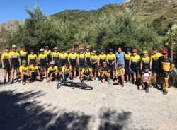 El AC La Herradura reunió a medio centenar de ciclistas en la Subida a Peña Escrita de Almuñécar.