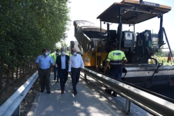 Diputación interviene en la carretera que cruza el barrio de La Pulga (Santa Fe) para mejorar la seguridad