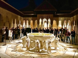 LA “MARCA MACAEL” REVIVE SU PASADO NAZARÍ EN UN ESPECTACULAR EVENTO EN EL MARCO DE LA ALHAMBRA