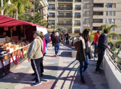 El puente la Constitución animó las playas de Almuñécar y La Herradura con una jornada soleada