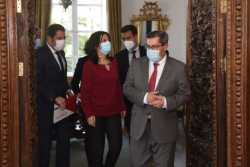 El presidente de la Diputación apuesta por el trabajo conjunto para hacer de Granada un referente de la ciencia y la tecnología