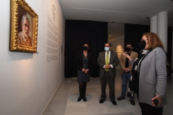 Entrena visita la exposición “Mariano Fortuny y Madrazo. De Granada a Venecia”.