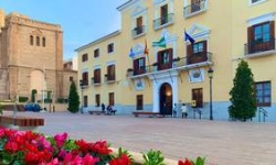 El Ayuntamiento de Motril canaliza la ayuda solidaria y humanitaria hacia el pueblo ucraniano