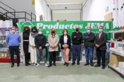 La alcaldesa destaca la generosidad de las empresas motrileñas, “siempre apostando por engrandecer su ciudad”